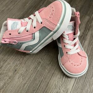 Vans Kids High-Top Sneakers in Pink and Gray